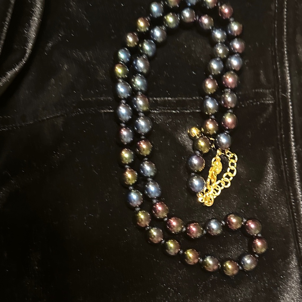 Joan Rivers Elegant Multicolor Pearl Necklace